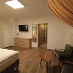 Hotel Asiadreieck *